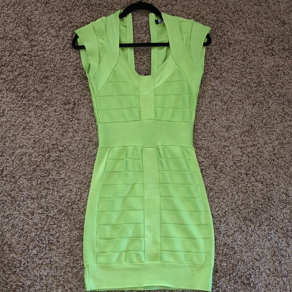 French connection bandage waist clinching dress - Picture 2 of 3